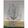 Image 2 : 4 CRATES OF COMMERCIAL RESTAURANT FLUTED WATER GLASSES *CRATES INCLUDED*
