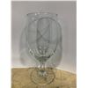 Image 2 : 4 CRATES OF COMMERCIAL RESTAURANT FLUTED WATER GLASSES *CRATES INCLUDED*