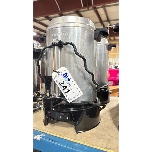 2 WESTBEND STAINLESS STEEL ELECTRIC COMMERCIAL COFFEE CARAFES