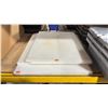 Image 3 : 5 ASSORTED COMMERCIAL RESTAURANT CUTTING BOARDS, 6 WHITE LARGE PLASTIC SERVING BOWLS, 10 ASSORTED