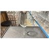 Image 2 : SHELF OF COMMERCIAL RESTAURANT TRAYS OF WINE GLASSES *TRAYS INCLUDED*