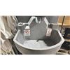 Image 2 : PAIR OF POLYJOHN HEATED PORTABLE MOBILE HAND WASHING STATIONS