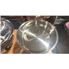 Image 2 : STAINLESS STEEL 15" ROUND COMMERCIAL RESTAURANT CHAFING DISH
