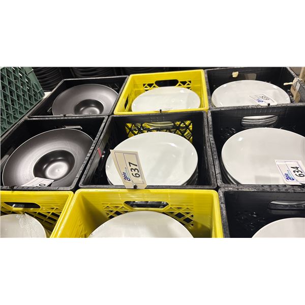 3 PLASTIC CRATES OF 11" ROUND COMMERCIAL RESTAURANT PORCELAIN DINNER PLATES *CRATES INCLUDED*