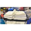 Image 3 : CAMBRO 3 TIER PRODUCT CART WITH ASSORTED SIZE/LENGTH WHITE BANQUET LINENS