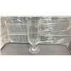 Image 2 : PALLET OF COMMERCIAL RESTAURANT TRAYS STEMMED 14 OZ BEER GLASSES