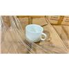 Image 2 : PALLET OF WHITE SOUP PLATES, COFFEE MUGS & 10" OVAL DEEP BOWLS