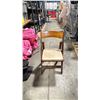 Image 2 : PALLET OF 70 DARK WOOD WOODEN FOLDING EVENT CHAIRS