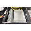 Image 2 : 4 CRATES OF WHITE 12" COMMERCIAL RESTAURANT RECTANGULAR PLATES *CRATES INCLUDED*