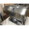 Image 2 : QUBESTOVE 2 IN 1 STAINLESS STEEL 16.5" PROPANE PORTABLE OUTDOOR PIZZA OVEN & STOVE