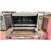 Image 2 : BREVILLE BOV845 BSSUSC BRUSHED STAINLESS STEEL COUNTERTOP TOASTER OVEN