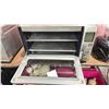 Image 2 : BREVILLE BOV845 BSSUSC BRUSHED STAINLESS STEEL COUNTERTOP TOASTER OVEN