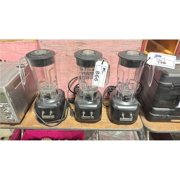 3 HAMILTON BEACH HBB250R 44 OZ 2 SPEED BAR BLENDERS