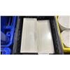 Image 2 : 6 PLASTIC CRATES OF WHITE 14" COMMERCIAL RESTAURANT RECTANGULAR PLATES, 6" WHITE SAUCERS, WHITE