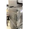 Image 2 : CAMBRO BLACK INSULATED MOBILE FOOD TRANSPORT CONTAINER - 17"W X 24"D X 20"H