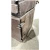 Image 3 : CAMBRO BROWN INSULATED MOBILE FOOD TRANSPORT CONTAINER - 17"W X 24"D X 20"H