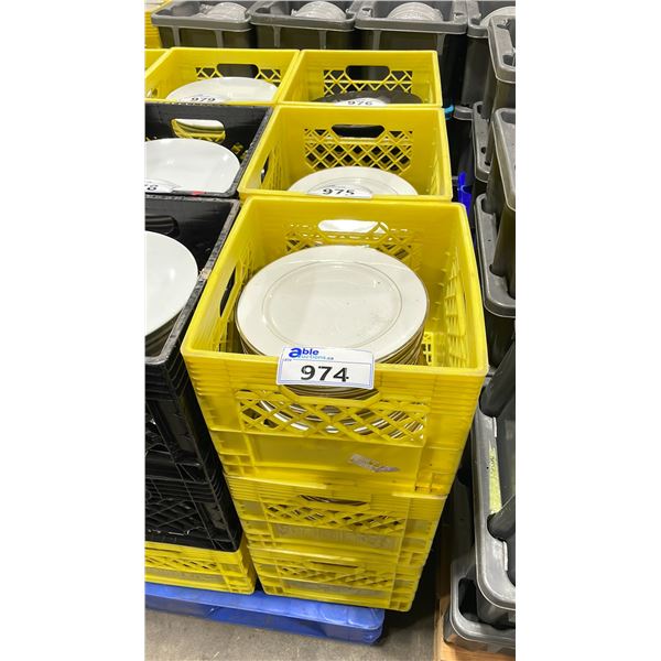 3 PLASTIC CRATES OF 10 1/2" WHITE COMMERCIAL RESTAURANT GOLD RIMED DINNER PLATES *PLASTIC CRATES