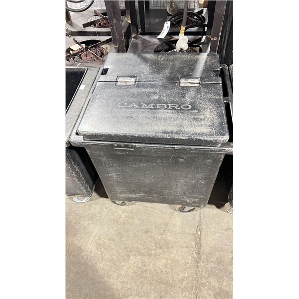 CAMBRO BLACK INSULATED MOBILE ICE TRANSPORT CONTAINER WITH LID - 22"W X 25"D X 28"H