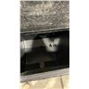 Image 2 : CAMBRO BLACK INSULATED MOBILE ICE TRANSPORT CONTAINER WITH LID - 22"W X 25"D X 28"H
