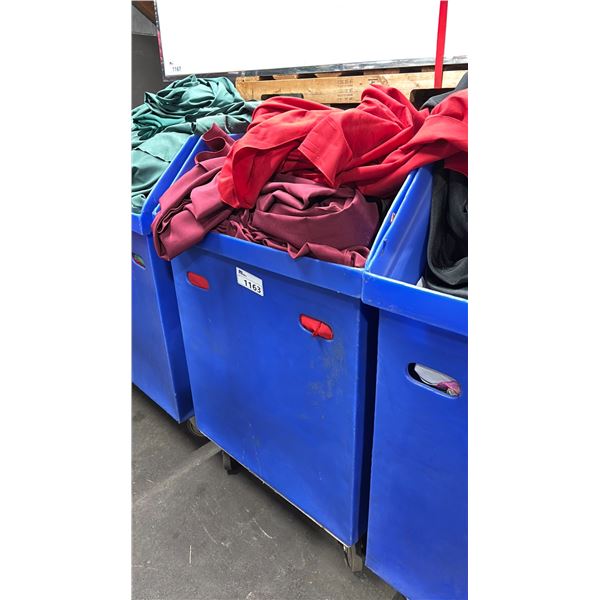 BLUE PLASTIC MOBILE EVENT CART WITH ASSORTED COLOR PROFESSIONAL EVENT / BANQUET TABLE LINENS