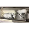 Image 3 : IGLOO MAXCOLD WHITE LARGE COMMERCIAL INSULATED TRANSPORT COOLER WITH W/ MULTIPLE COFFEE
