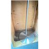 Image 3 : 42"H STAINLESS STEEL BASE/CLEAR TOP EVENT/ BANQUET PODIUM
