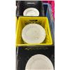 Image 3 : 9 CRATES OF WHITE 9" SIDE PLATES, WHITE 11" DINNER PLATES & WHITE 10" SOUP PLATES *CRATES INCLUDED*