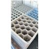 Image 2 : PALLET OF COMMERCIAL RESTAURANT DISH TRAYS