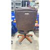 Image 3 : BROWN LEATHER LAZY BOY OFFICE CHAIR & A BLUE UPHOLSTERED BLACK MESH BACK OFFICE CHAIR