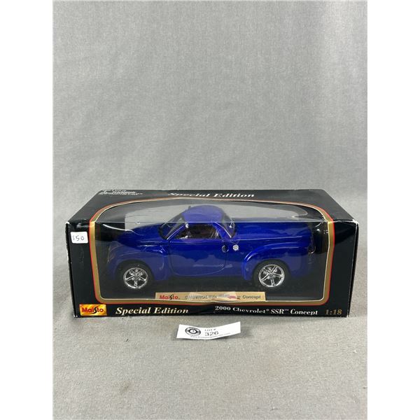 1:18 Scale Die Cast 2000 Cheverolet SSR Concept In Original Box