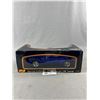 Image 3 : 1:18 Scale Die Cast 2000 Cheverolet SSR Concept In Original Box