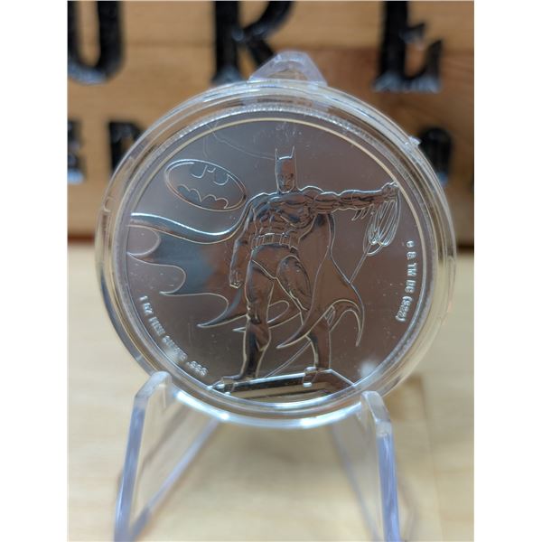 Lot 7-1) 1 oz 2023 Samoa coin Batman