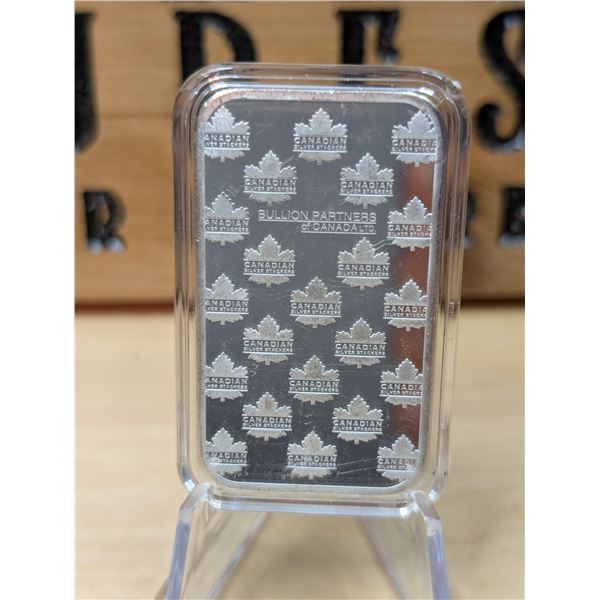 Lot 26-1) 1 oz Canadian silver stackers bar