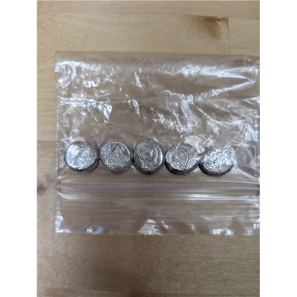 Lot 40-1) 5x1/10oz Decorated silver round
