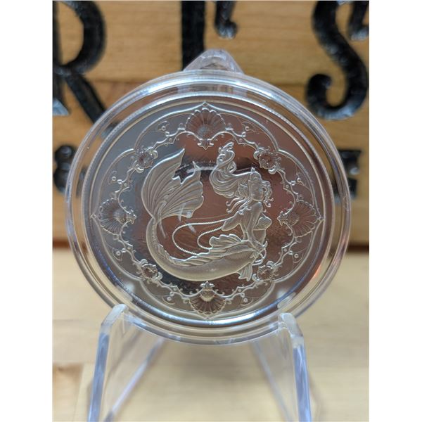 Lot 18-1) 1 oz Samoa Mermaid silver coin