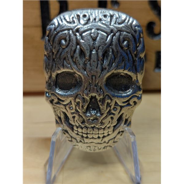 Lot 27-1) 4 oz Skull silver