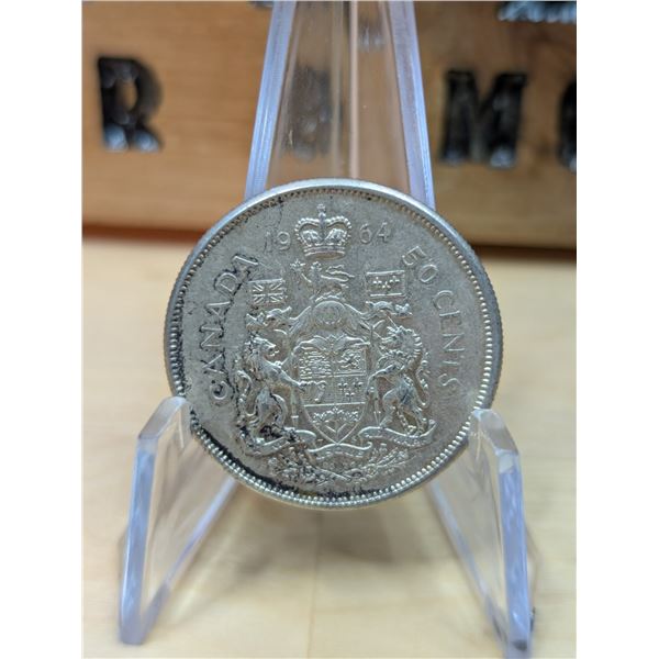 Lot 70-1) 1964 Canadian silver 50c