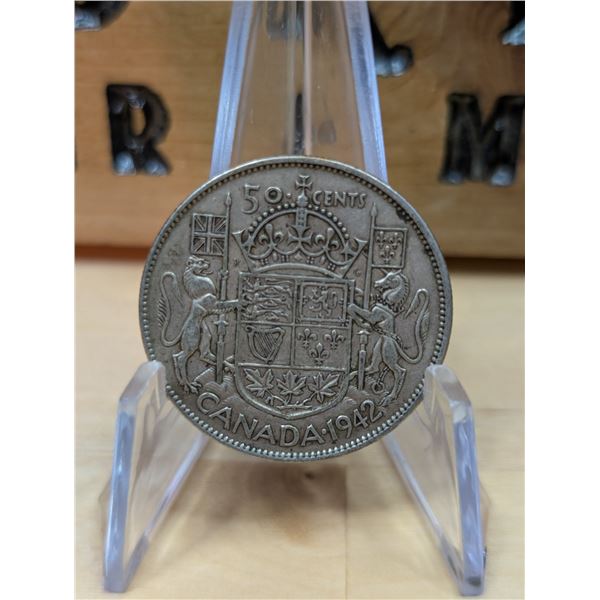Lot 76-1) 1942 Canadian silver 50c