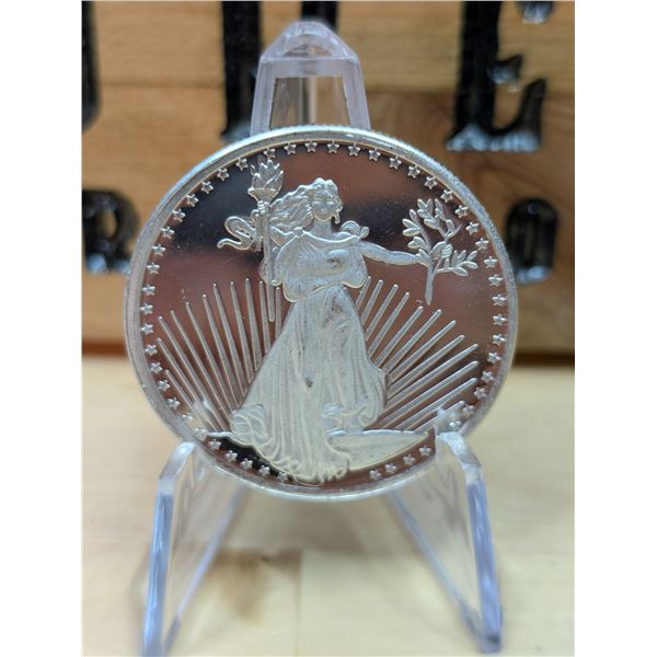 Lot 78-1) 1oz SilverTowne Walking liberty silver round