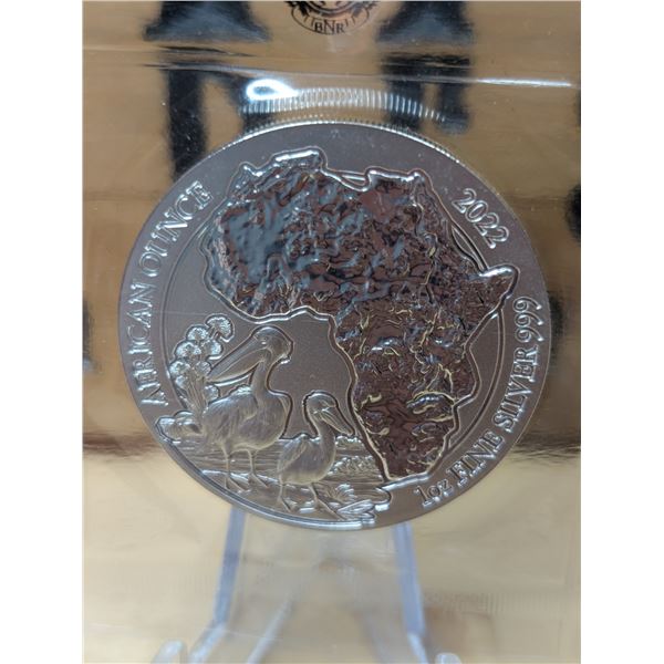 Lot 18-1) 1 oz Rwanda Pelican silver coin