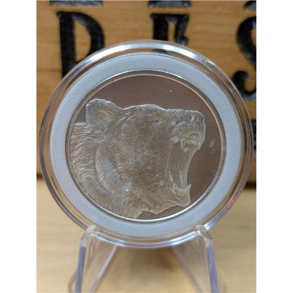 Lot 20-1) 1oz Grizzly Bear silver round