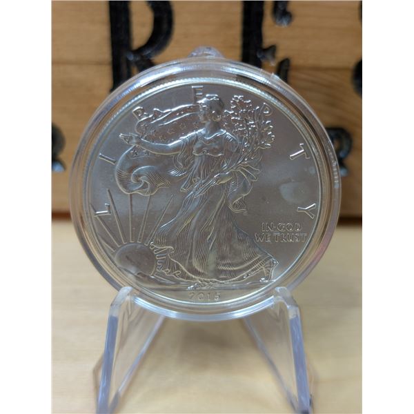 Lot 28-1) 1 oz Walking Liberty silver coin 2015