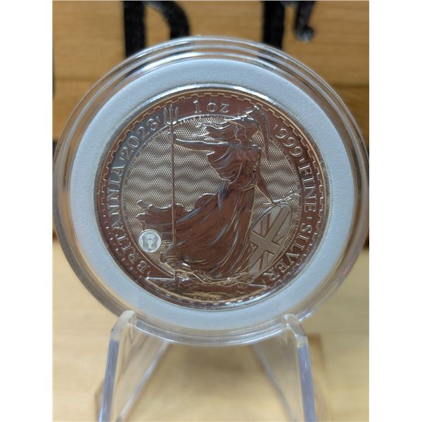 Lot 38-1) 1 oz Britannia 2023 Silver round