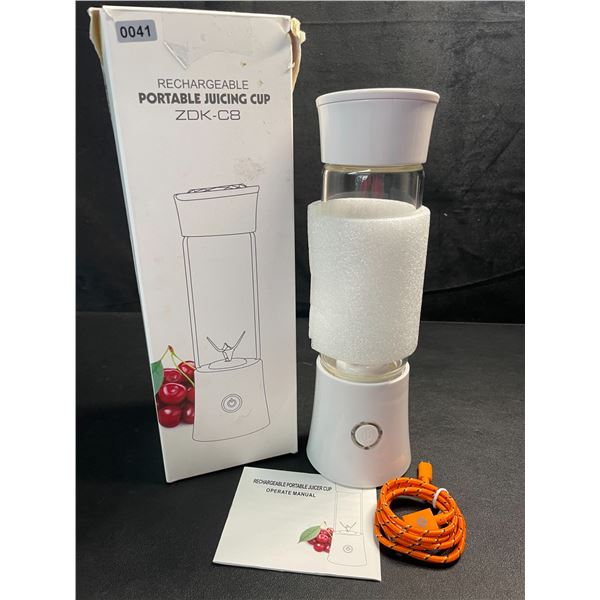 1 Rechargeable Portable Juicer Cup/Blender - Damaged Box