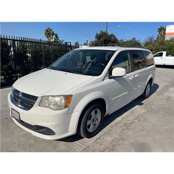 DODG GD CARAVAN 2012 APP  DUP/T-DON