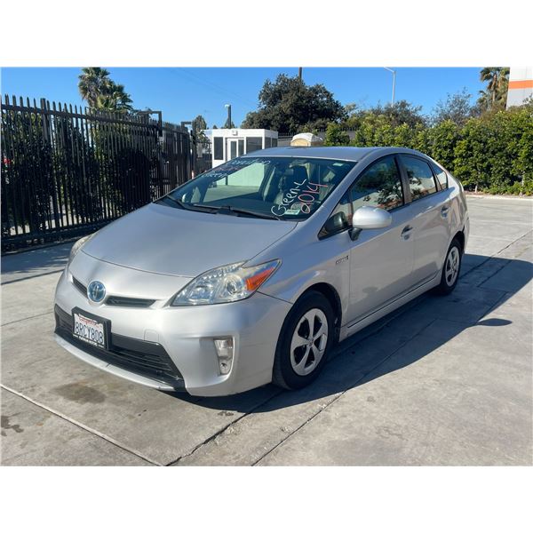 TOYT PRIUS 2014 SALV T/DONATION