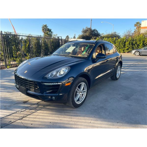 PORS MACAN 2017 T-SMOG -2 DAYS