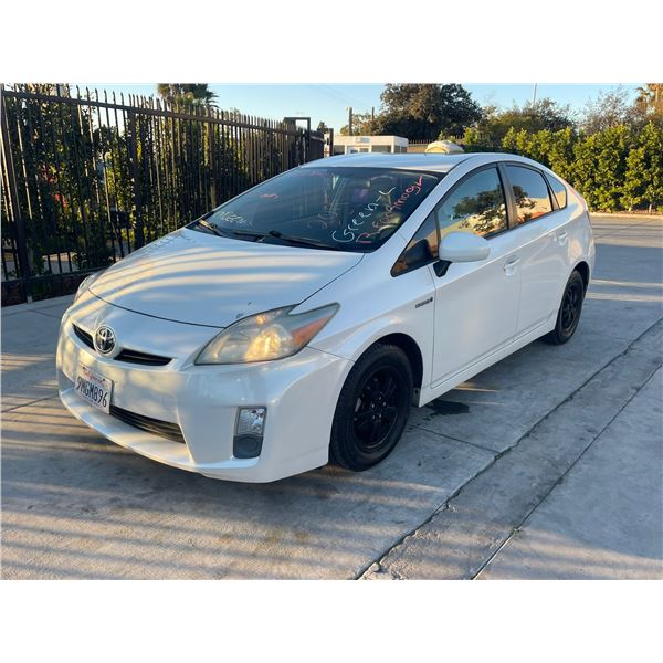TOYT PRIUS 2011 T-2 DAYS