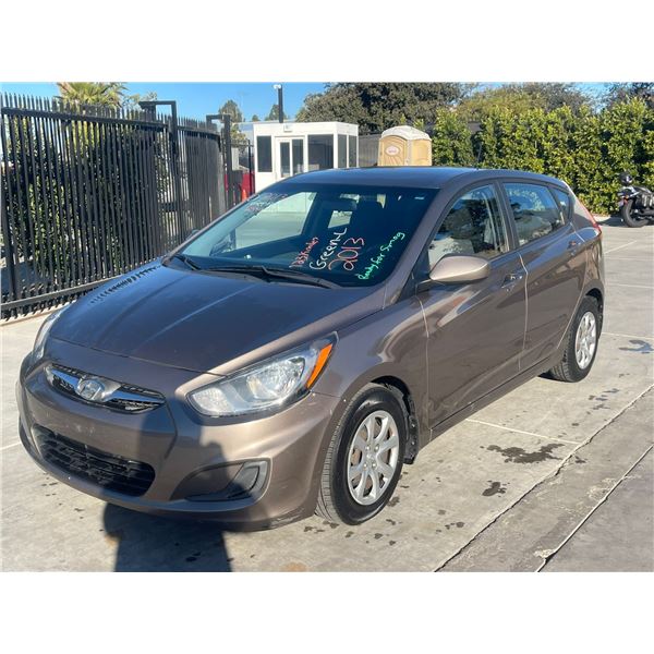 HYUN ACCENT 2013 O/S-WAIT/TITLE