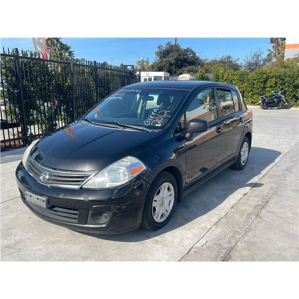 NISS VERSA 2012 O/S T-DON